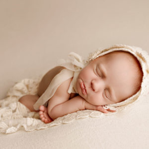 pout baby lips white hat newborn